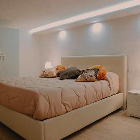 L'Ospite Napoletano Appartement Napels Buitenkant foto