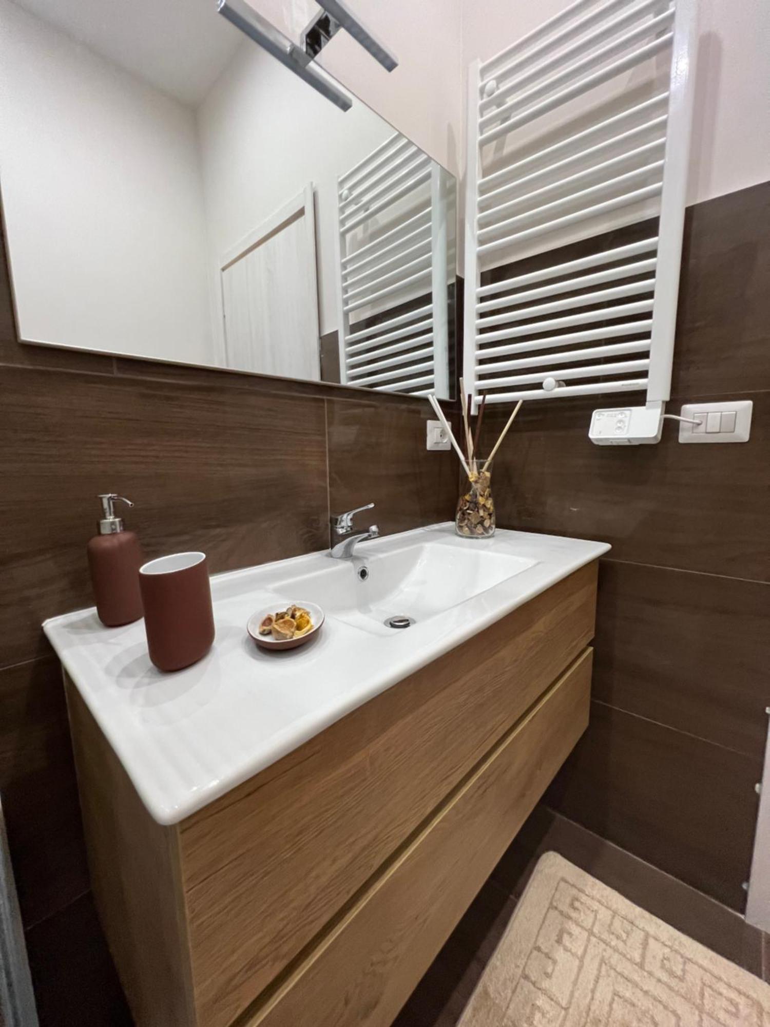 L'Ospite Napoletano Appartement Napels Buitenkant foto