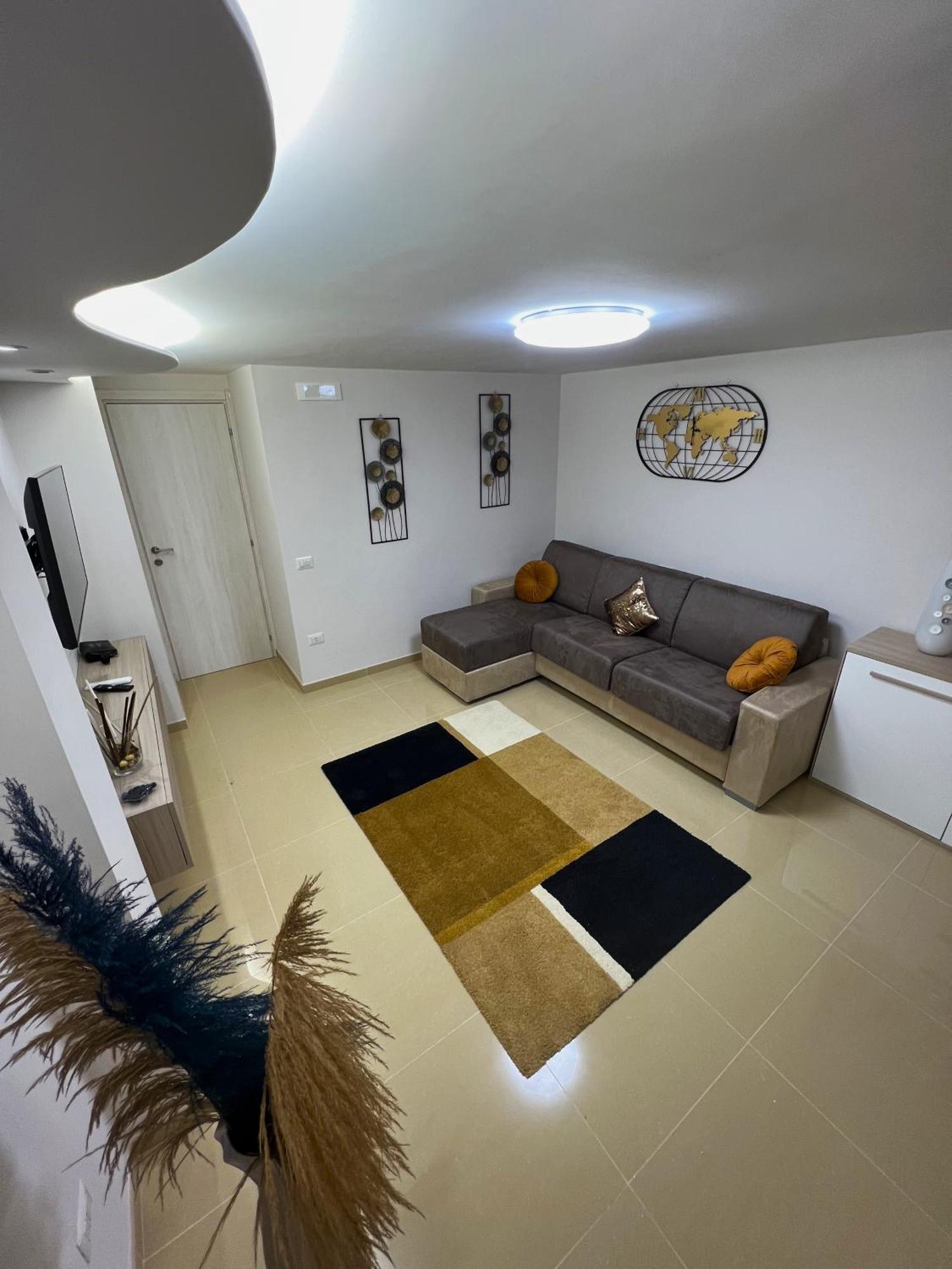 L'Ospite Napoletano Appartement Napels Buitenkant foto